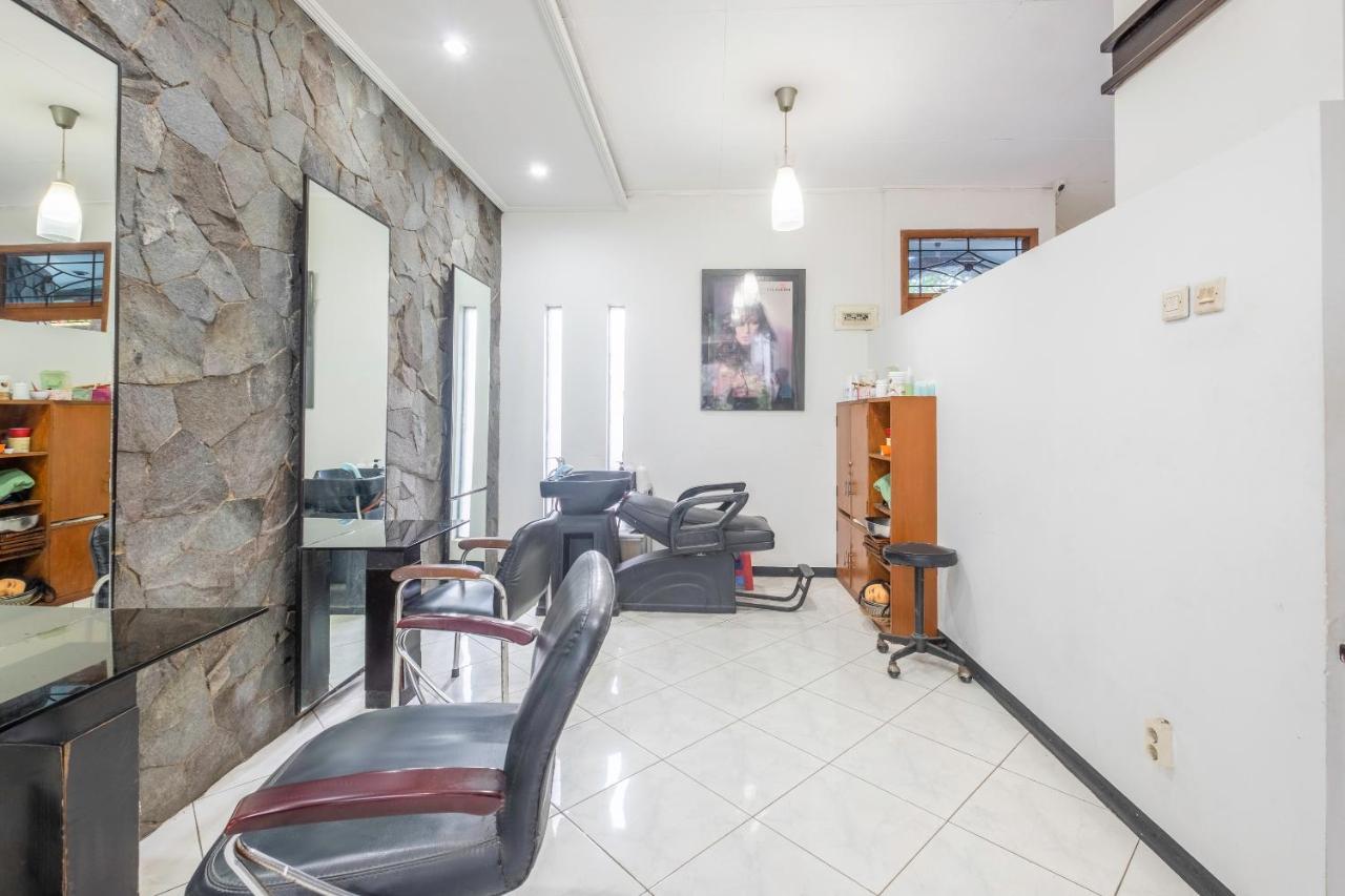Imelda Residence Setrasari Redpartner Bandung Kültér fotó