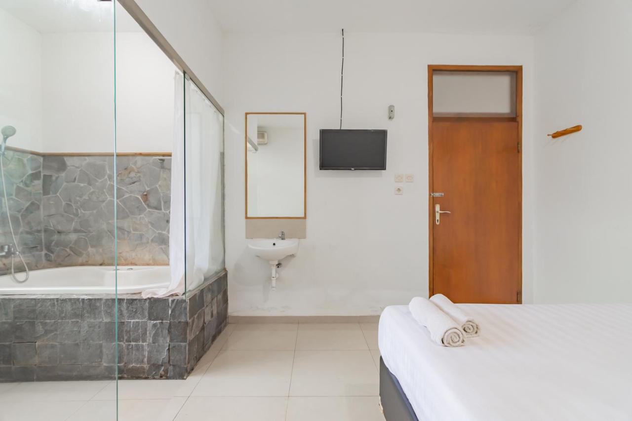 Imelda Residence Setrasari Redpartner Bandung Kültér fotó