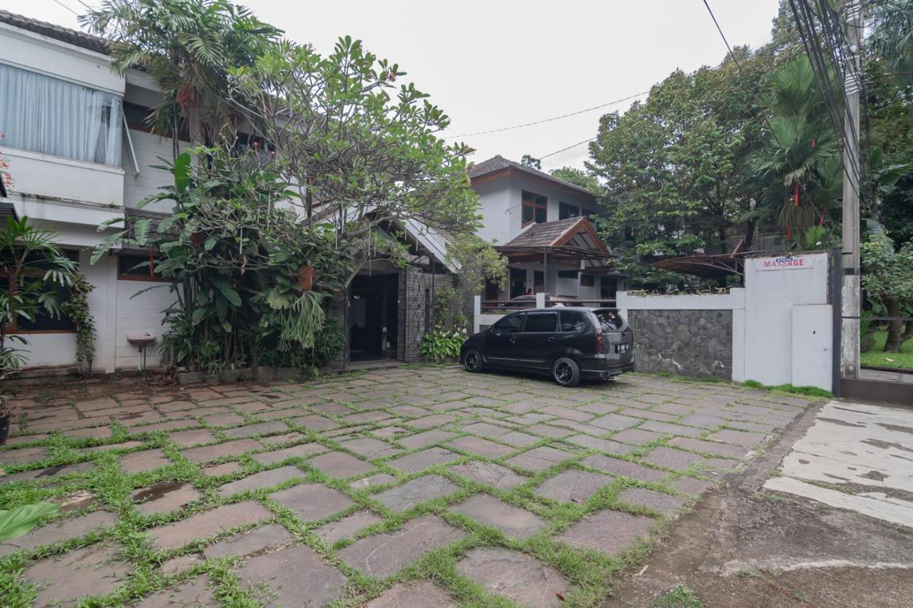 Imelda Residence Setrasari Redpartner Bandung Kültér fotó
