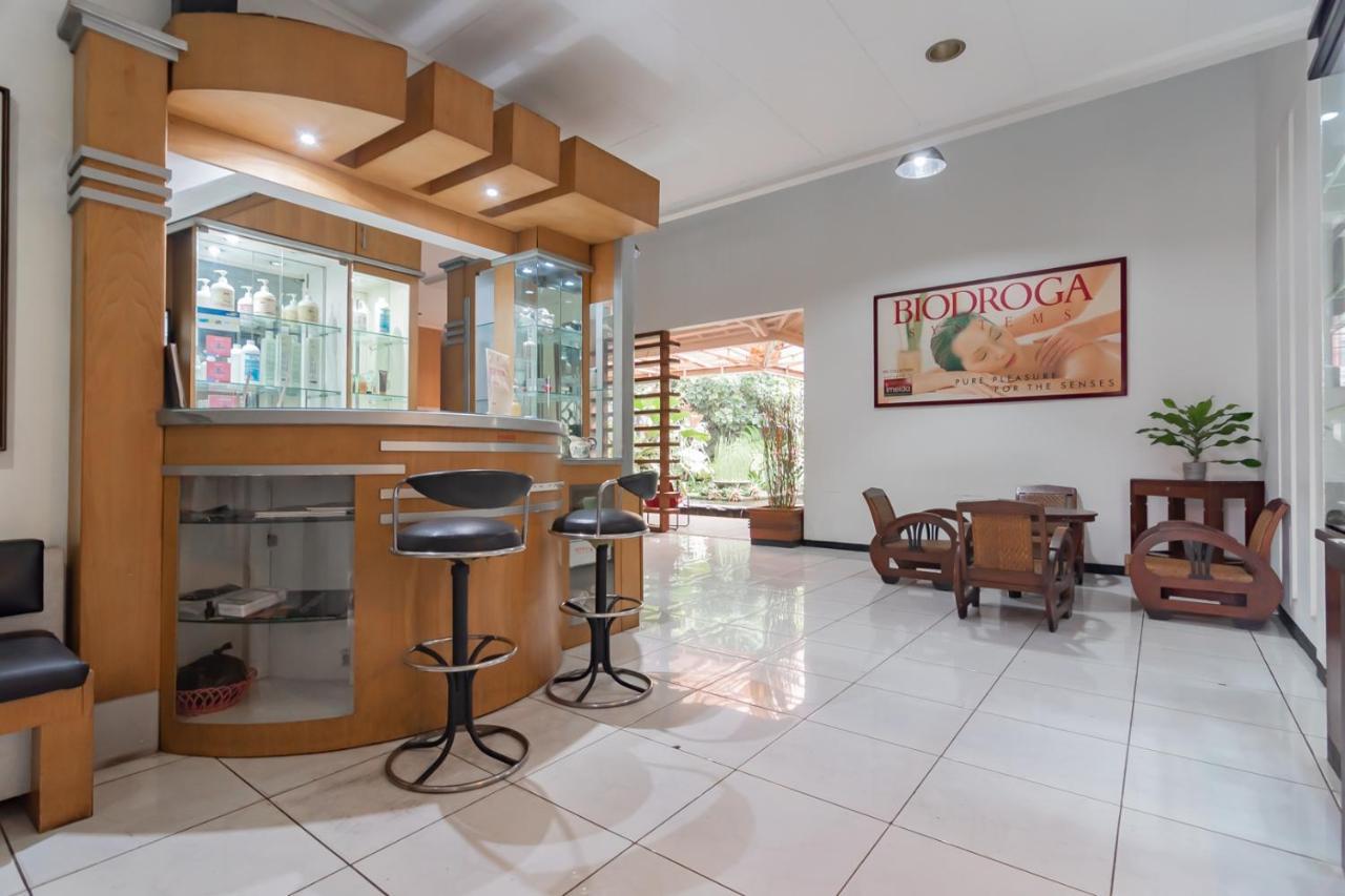 Imelda Residence Setrasari Redpartner Bandung Kültér fotó