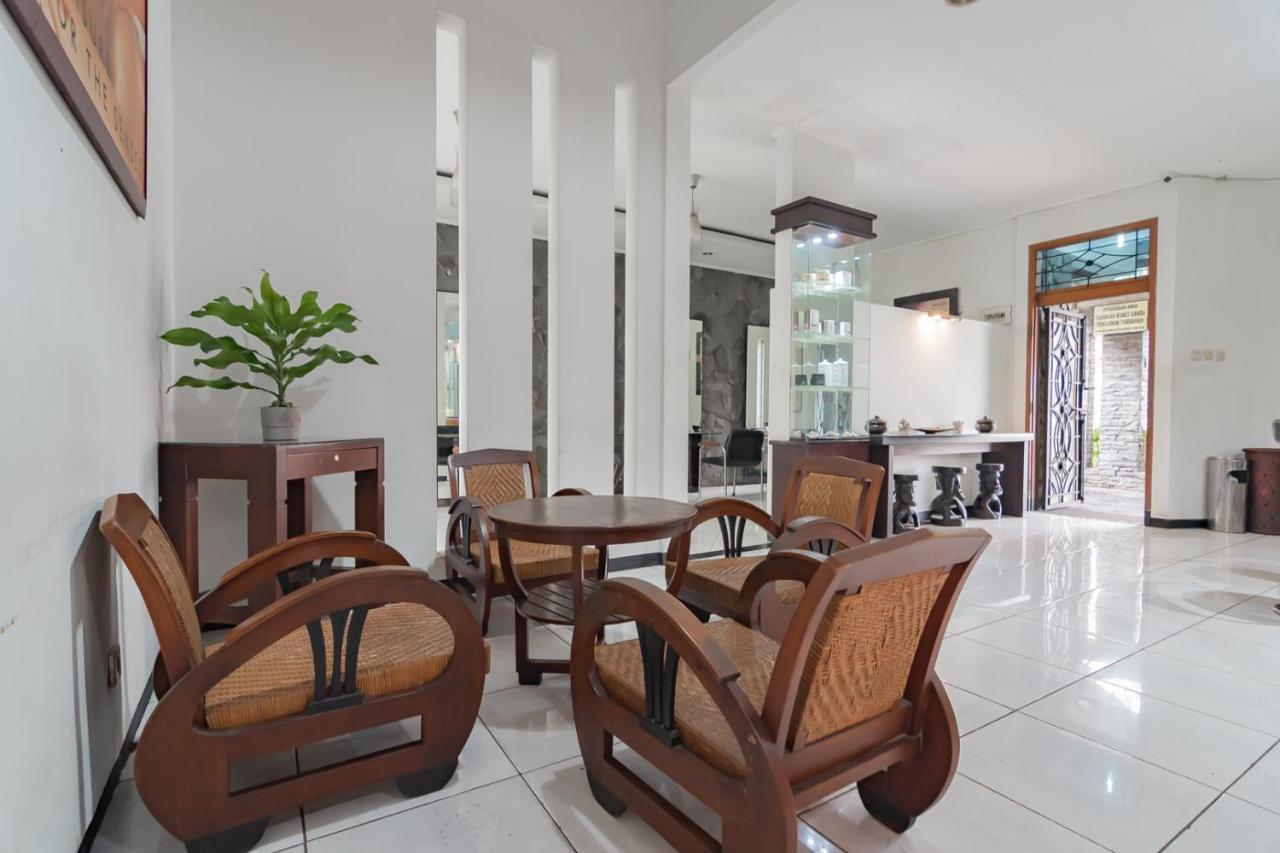 Imelda Residence Setrasari Redpartner Bandung Kültér fotó